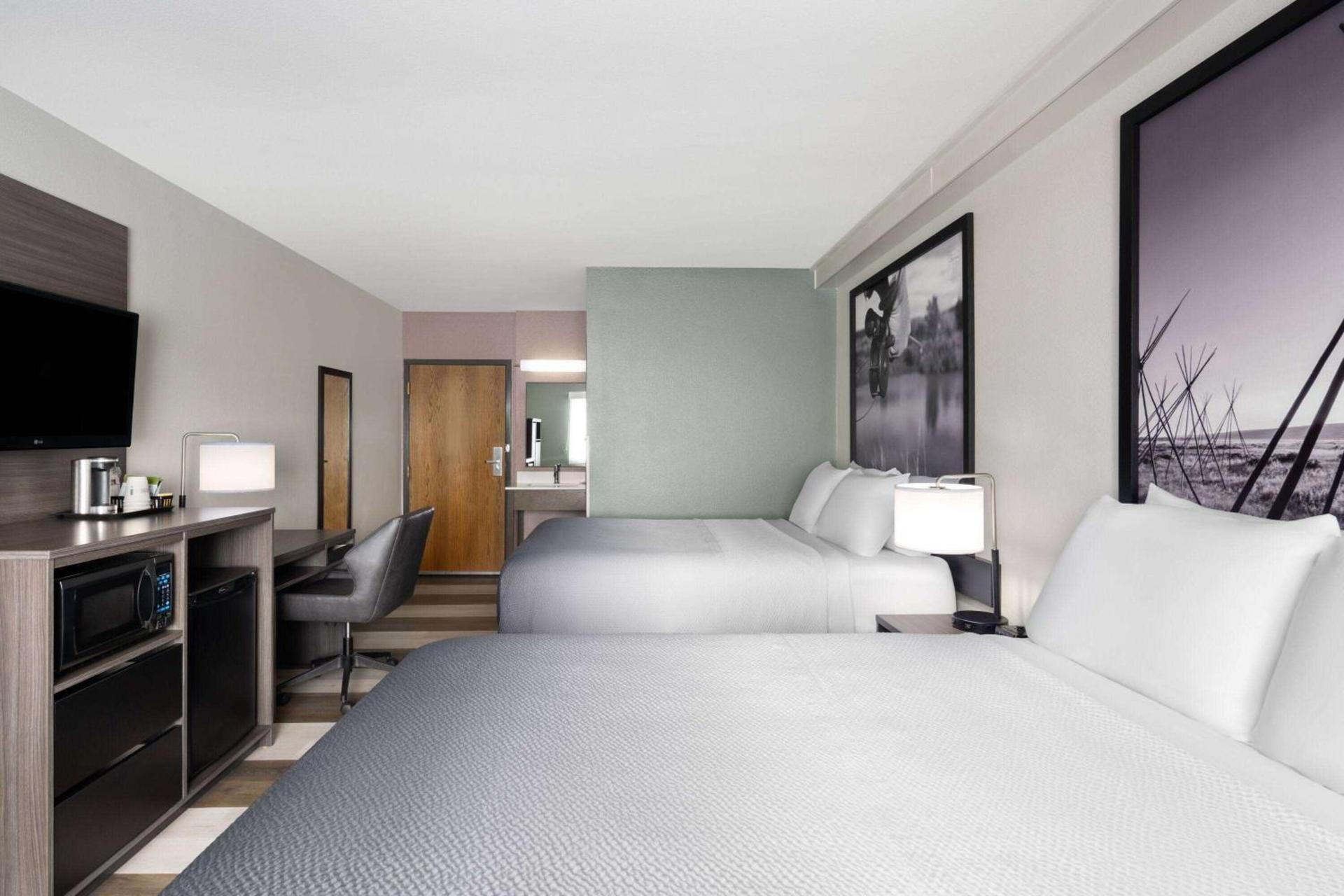 Super 8 by Wyndham Columbus photo 17