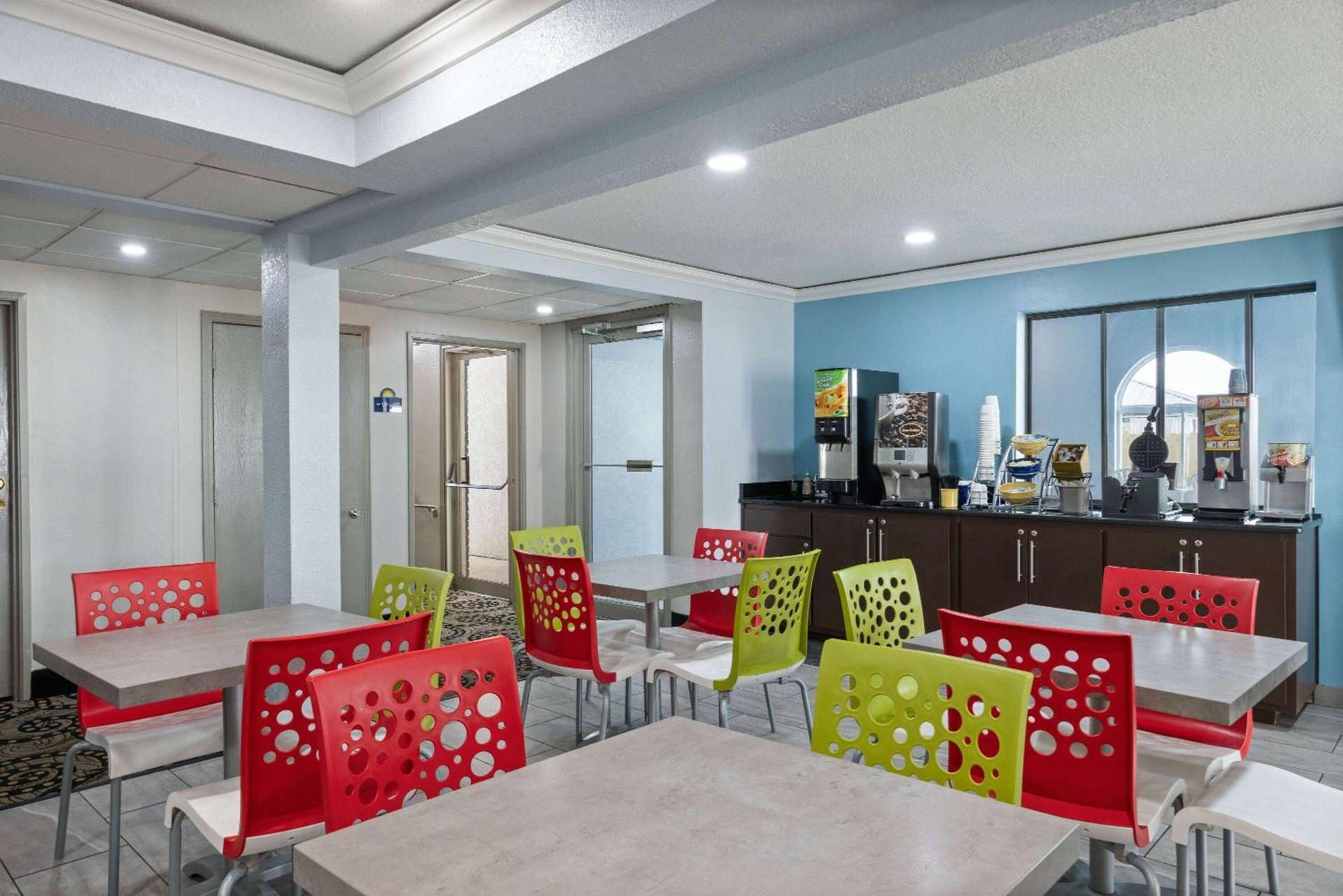 Days Inn by Wyndham Miami photo 16