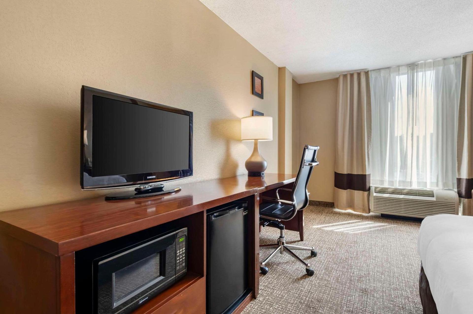Comfort Inn MSP Airport - Mall of America photo 18