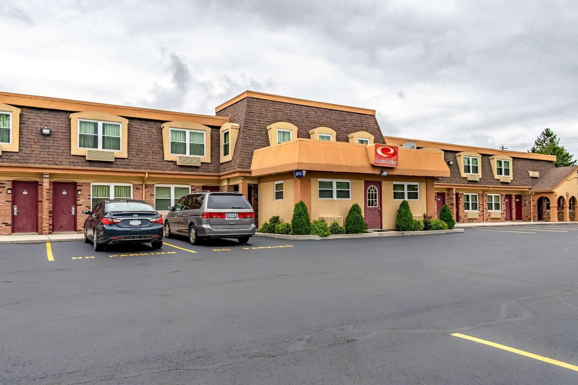 Econo Lodge photo 5