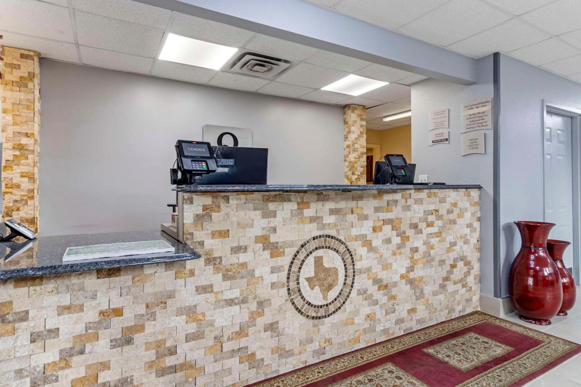 Quality Inn Near Seaworld - Lackland photo 5