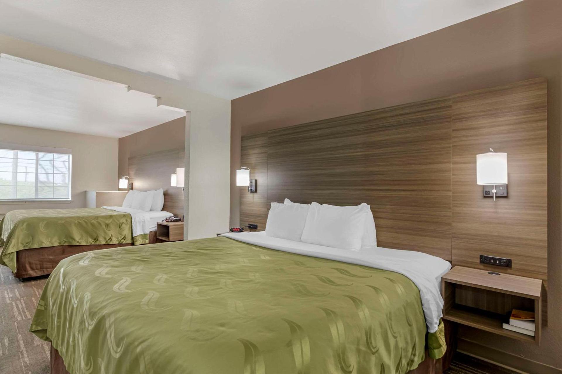 Quality Inn Near Seaworld - Lackland photo 7