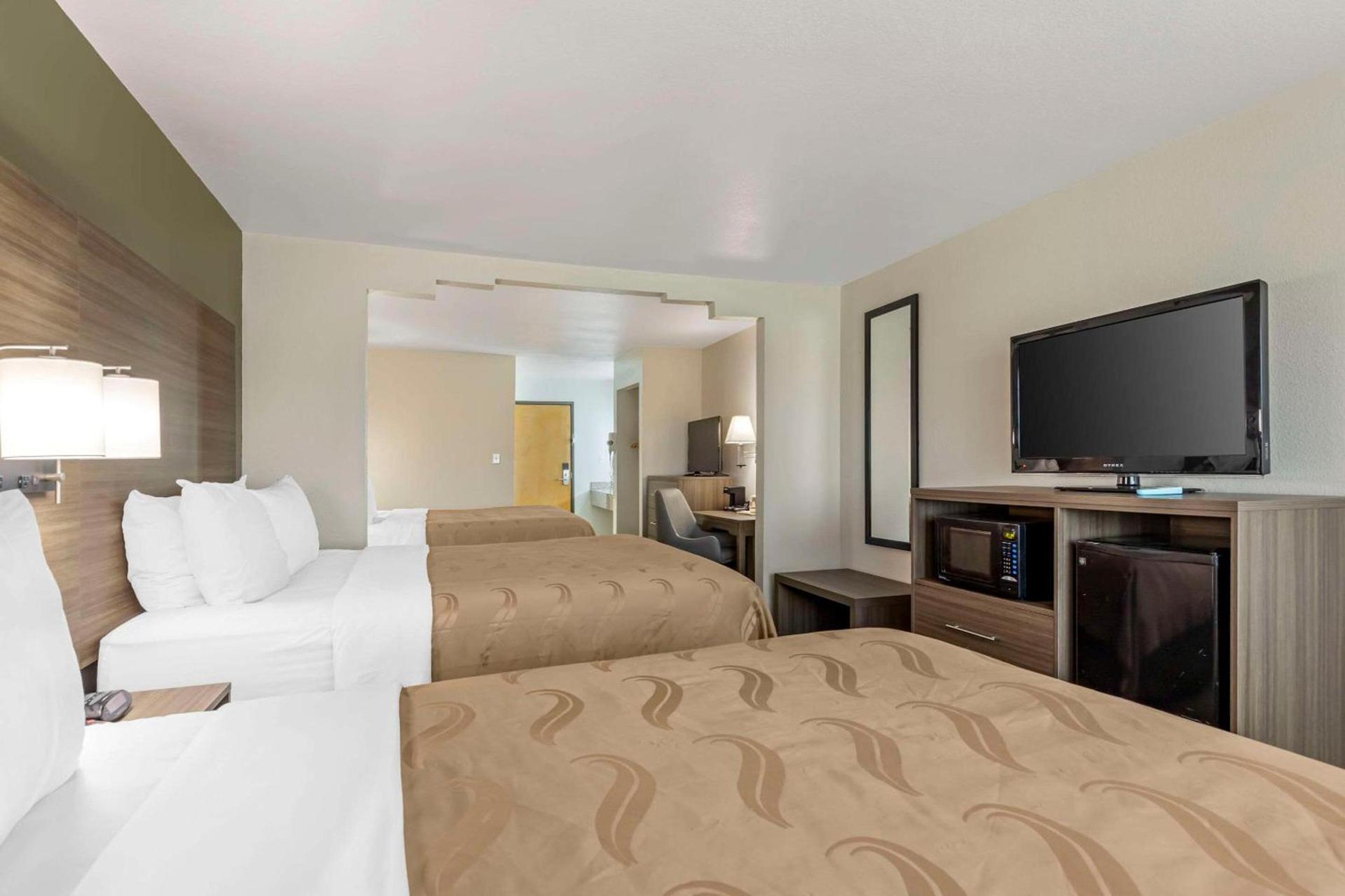 Quality Inn Near Seaworld - Lackland photo 14