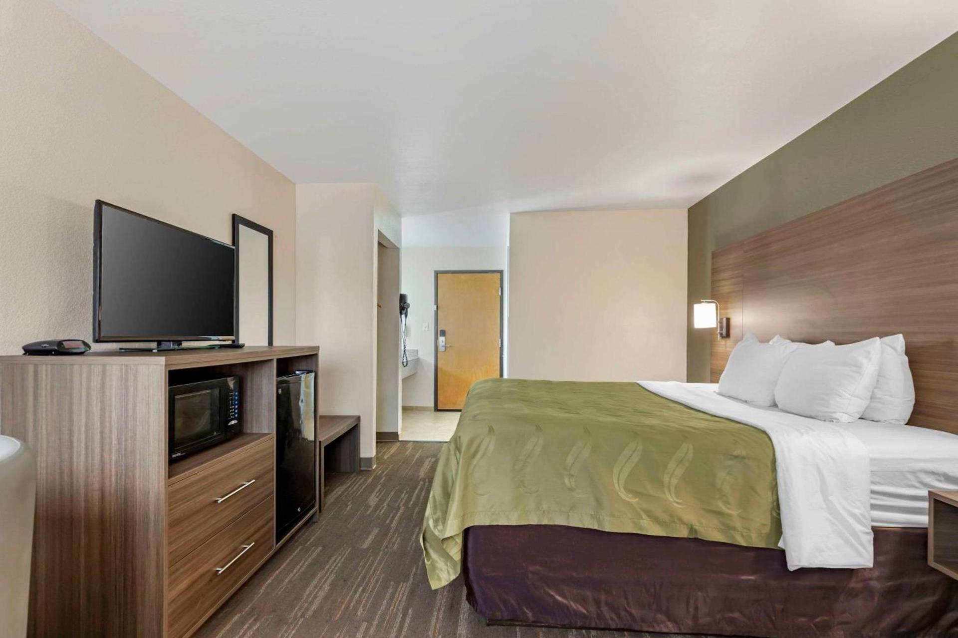 Quality Inn Near Seaworld - Lackland photo 23