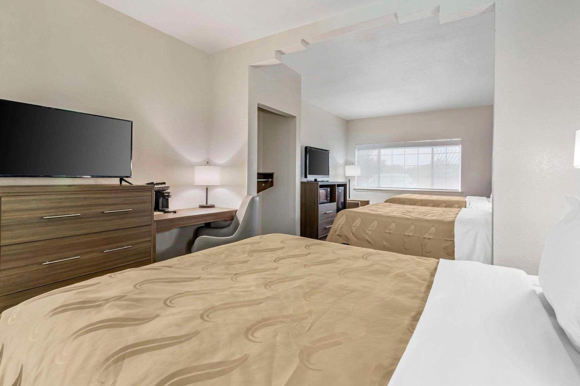 Quality Inn Near Seaworld - Lackland photo 32