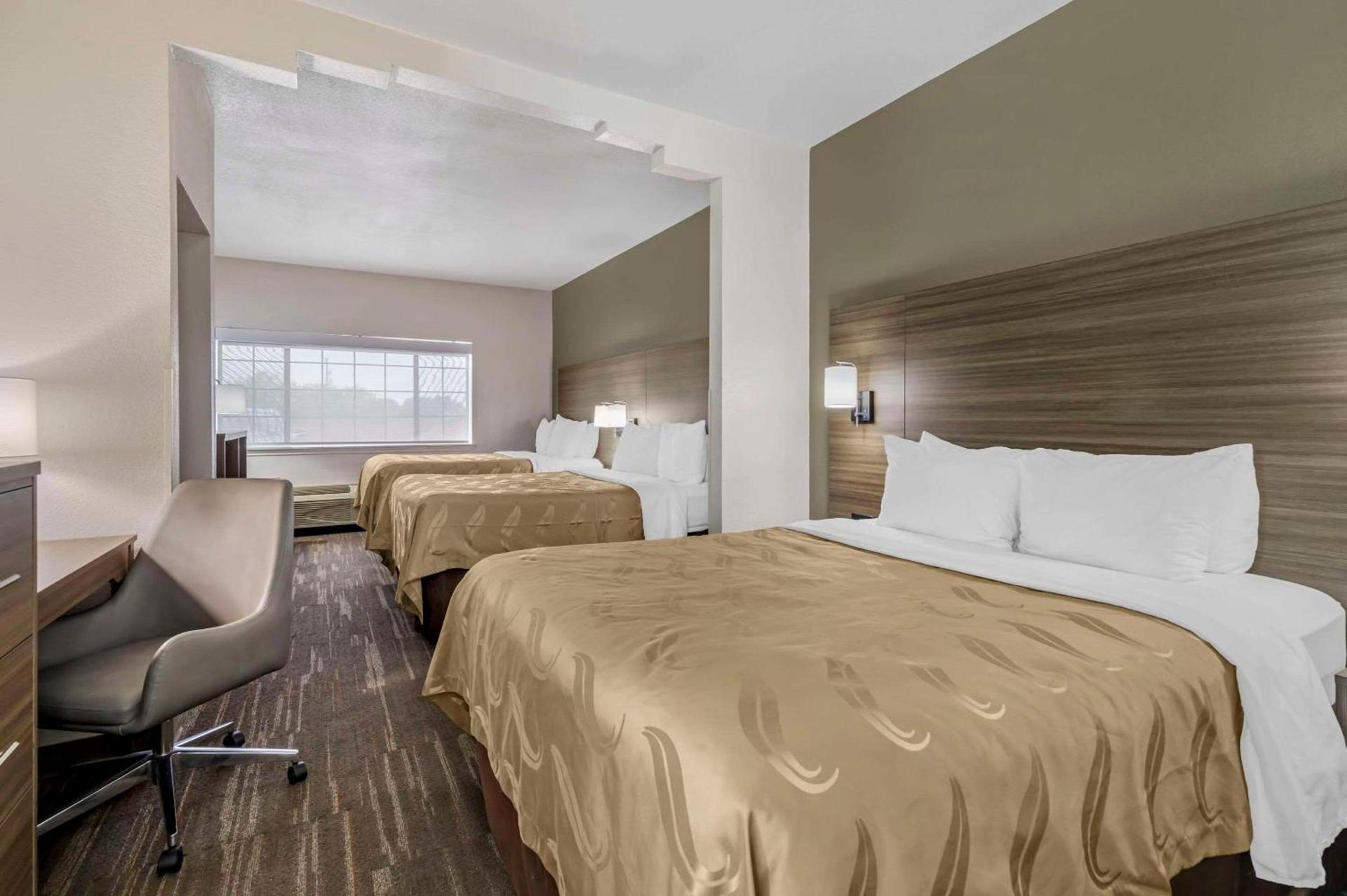 Quality Inn Near Seaworld - Lackland photo 33