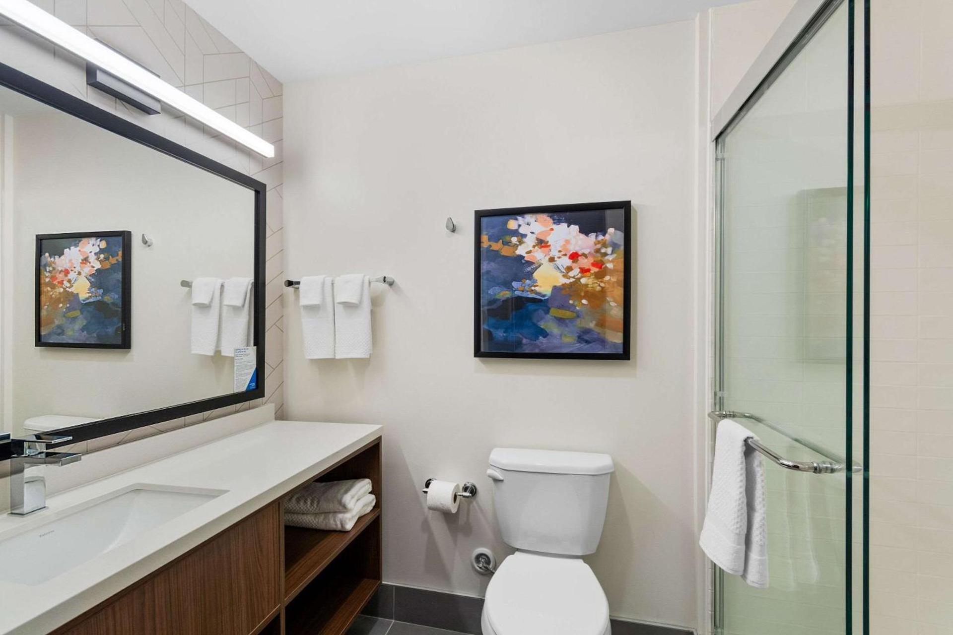 Everhome Suites Lexington - Horse Park photo 16