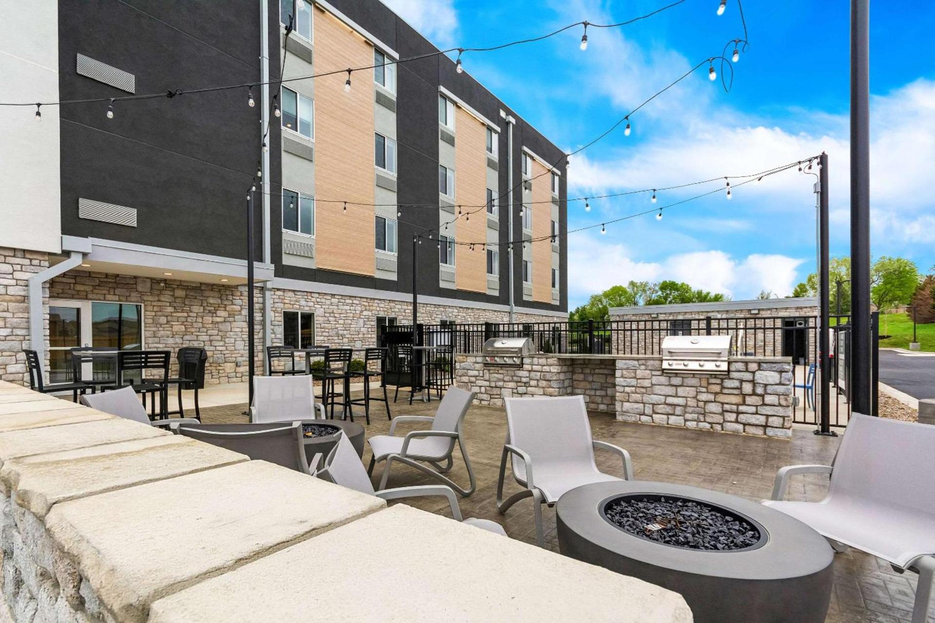 Everhome Suites Lexington - Horse Park photo 35