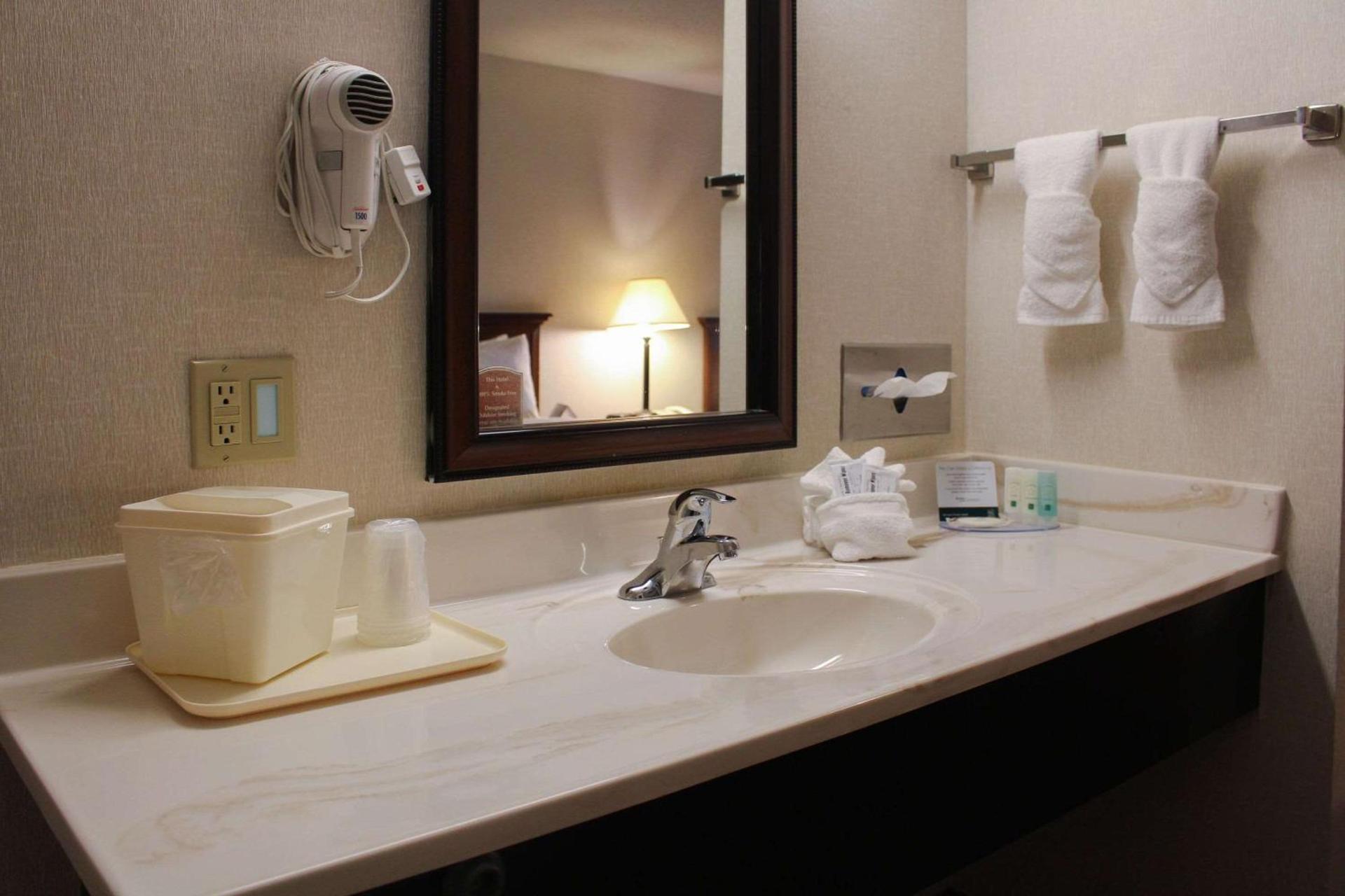 Quality Inn Spearfish I-90 photo 7