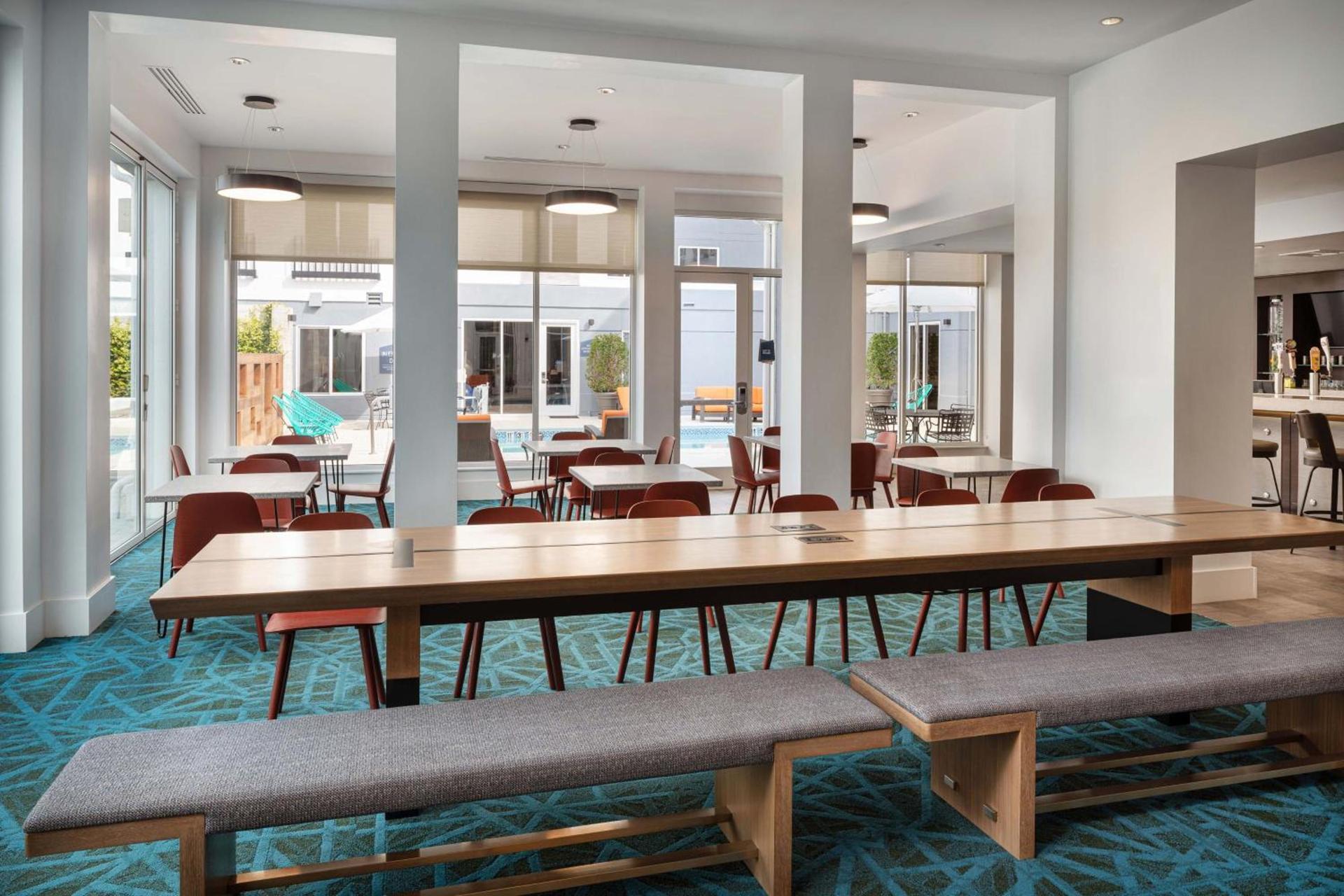 Aloft by Marriott Mountain View photo 32