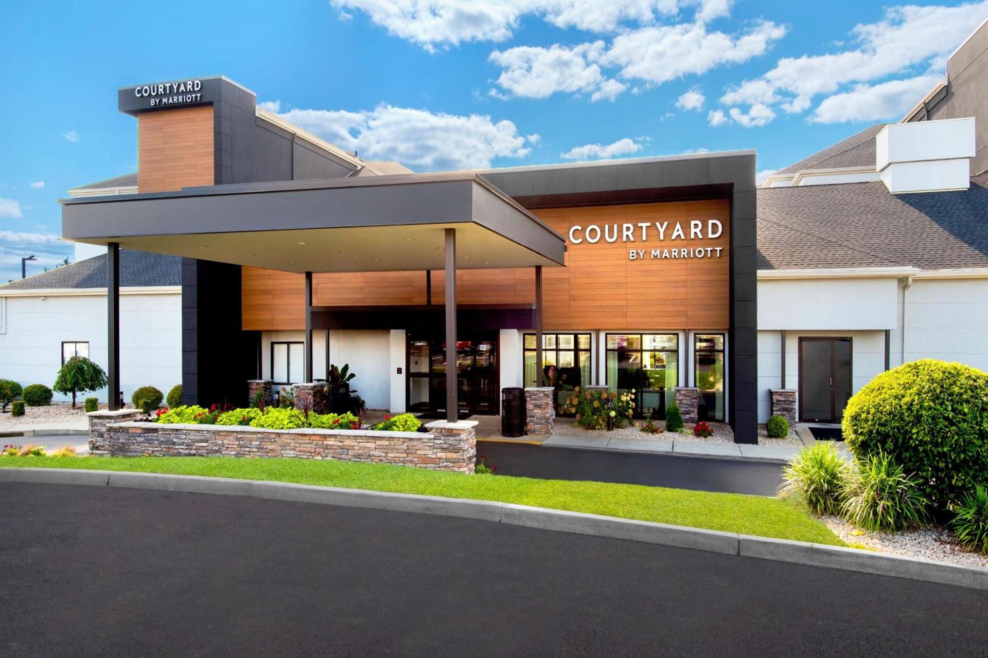 Courtyard by Marriott New Haven Orange photo 1
