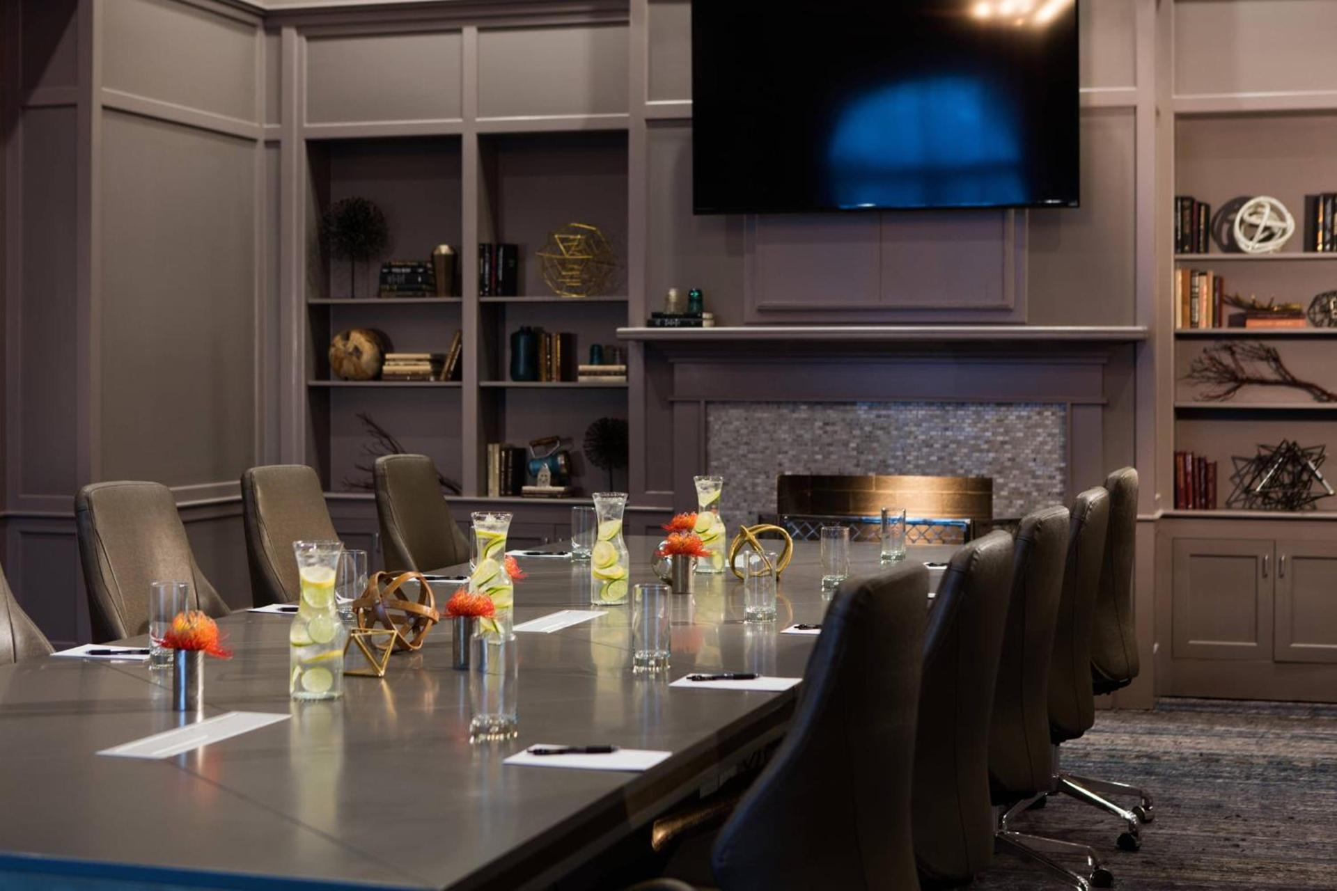 Renaissance Waterford Oklahoma City Hotel photo 37