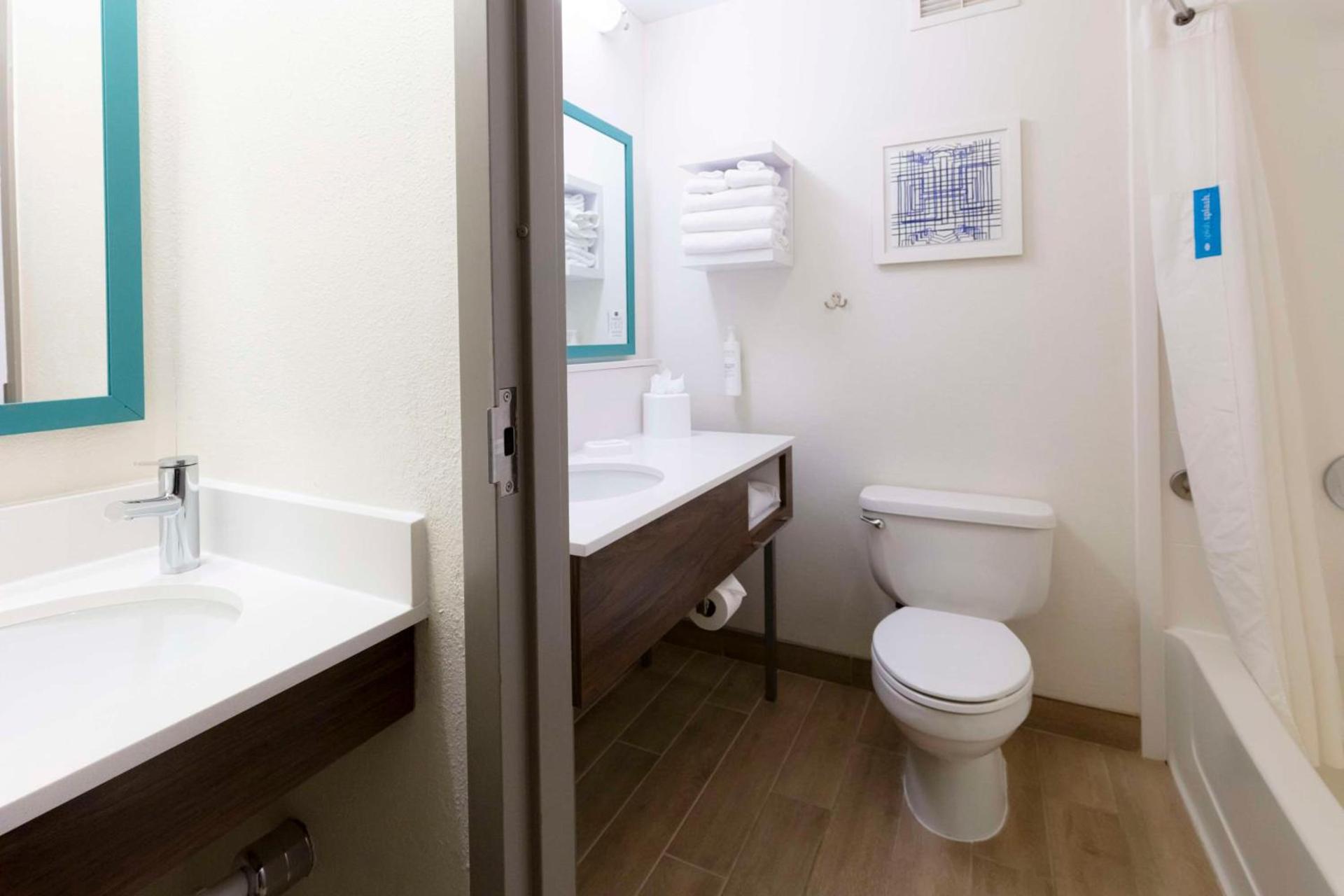 Hampton Inn Scranton at Montage Mountain photo 33