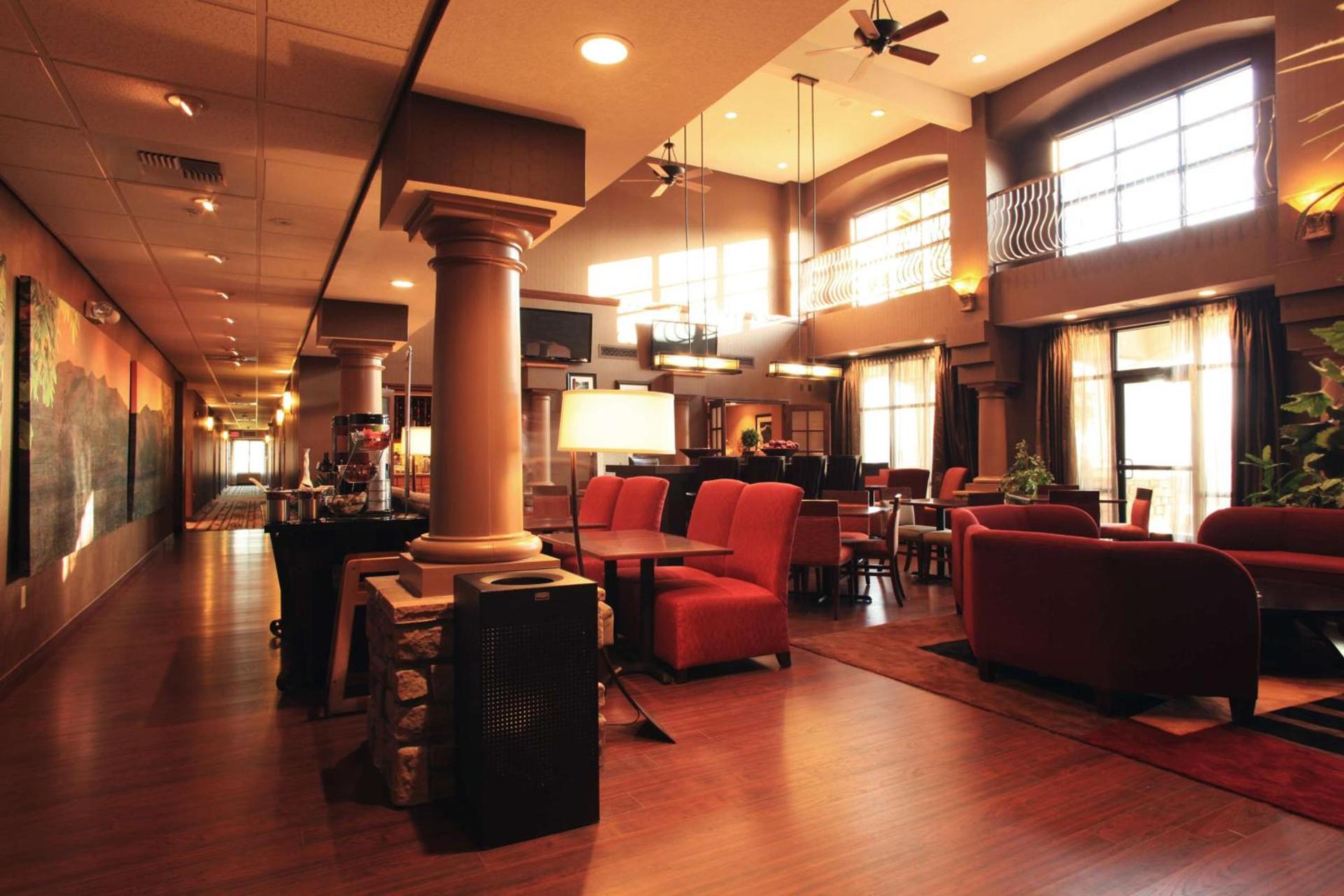 Hampton Inn & Suites Paso Robles photo 7