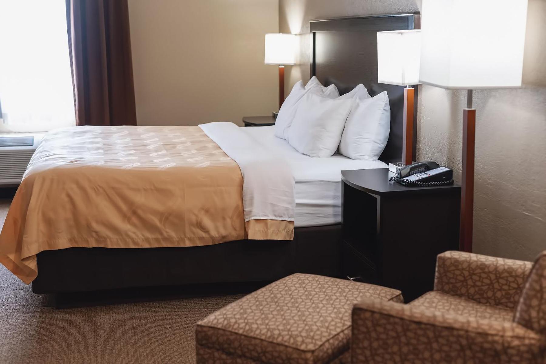 Quality Inn Harlan photo 6