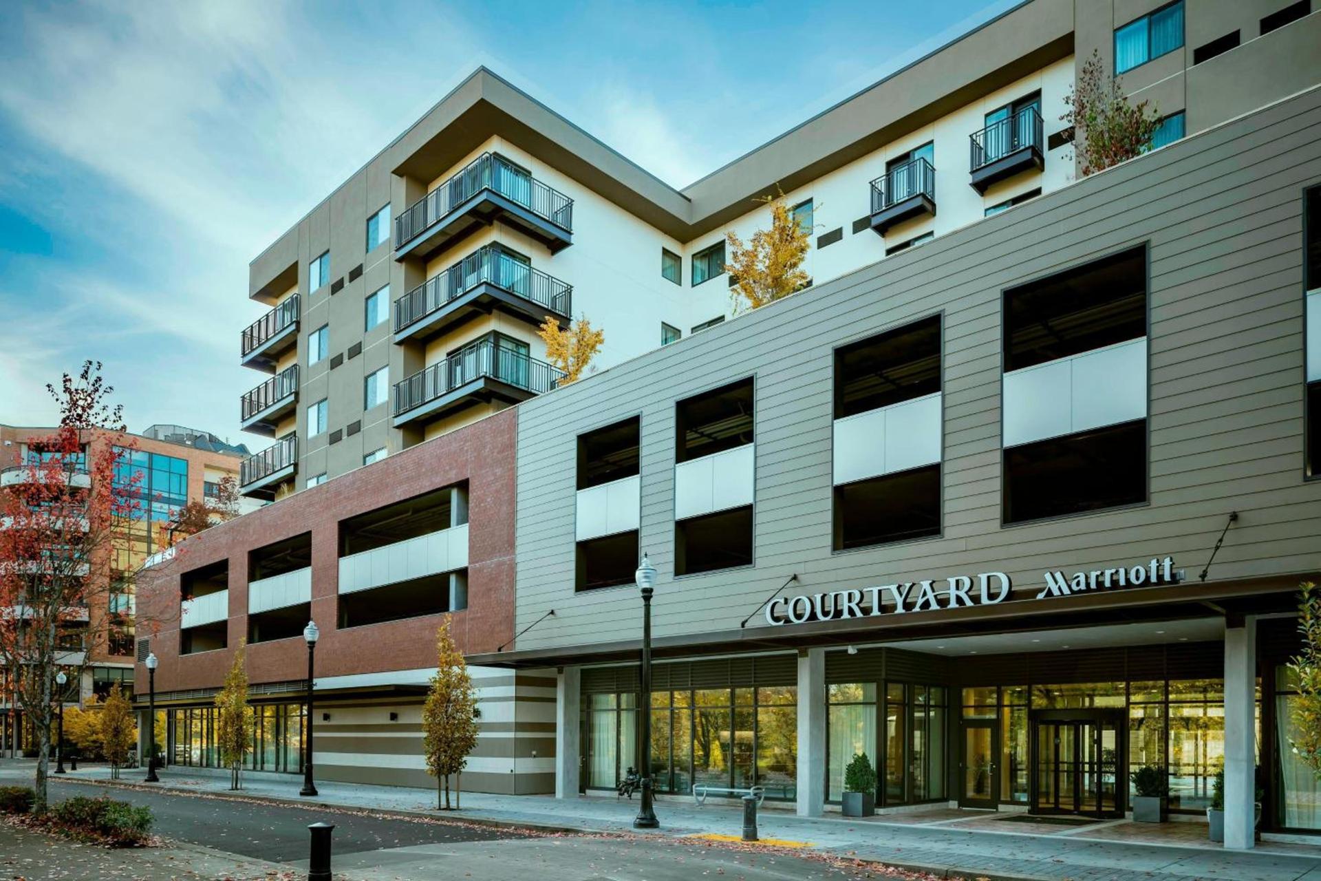 Courtyard by Marriott Corvallis photo 2