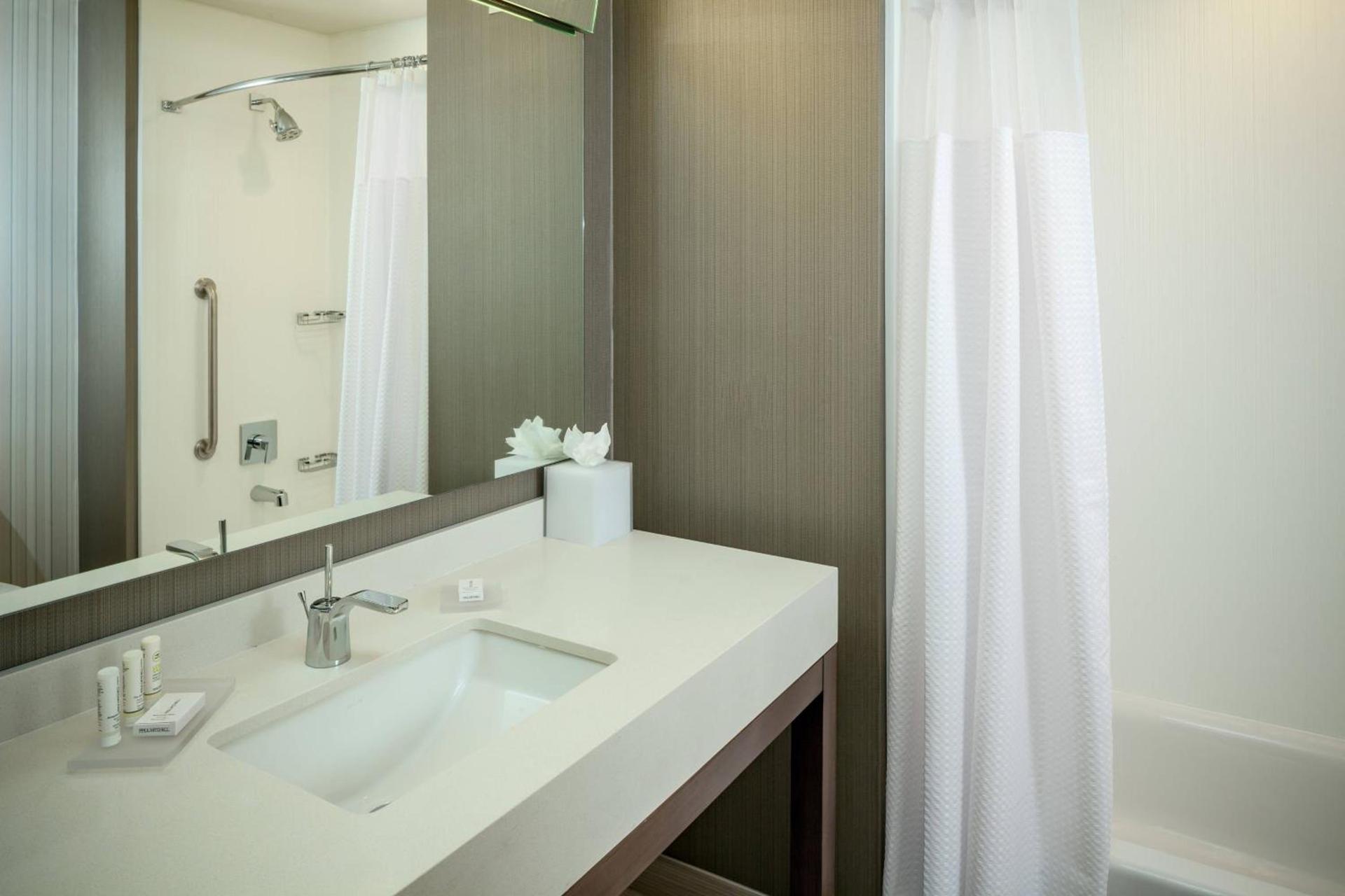 Courtyard by Marriott Corvallis photo 19