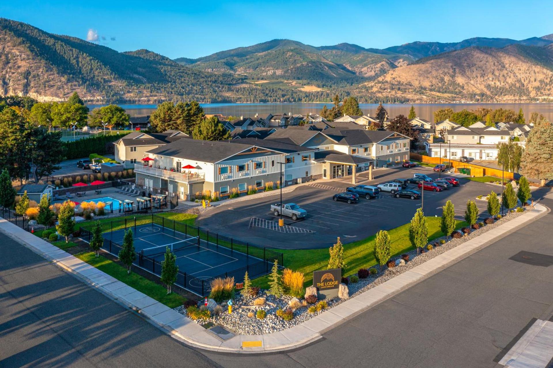 The Lodge Lake Chelan photo 23