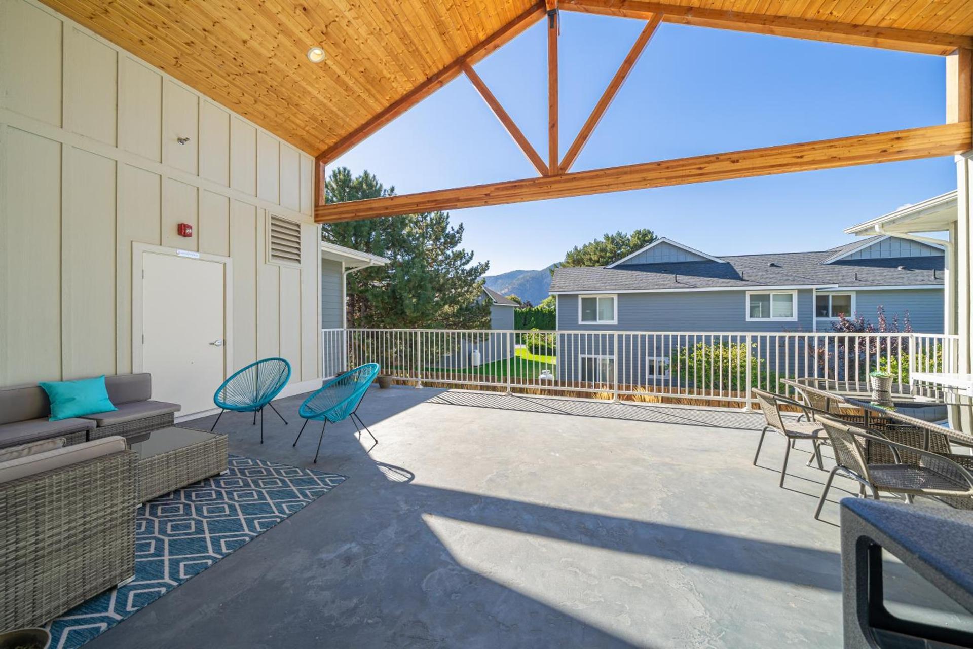 The Lodge Lake Chelan photo 31
