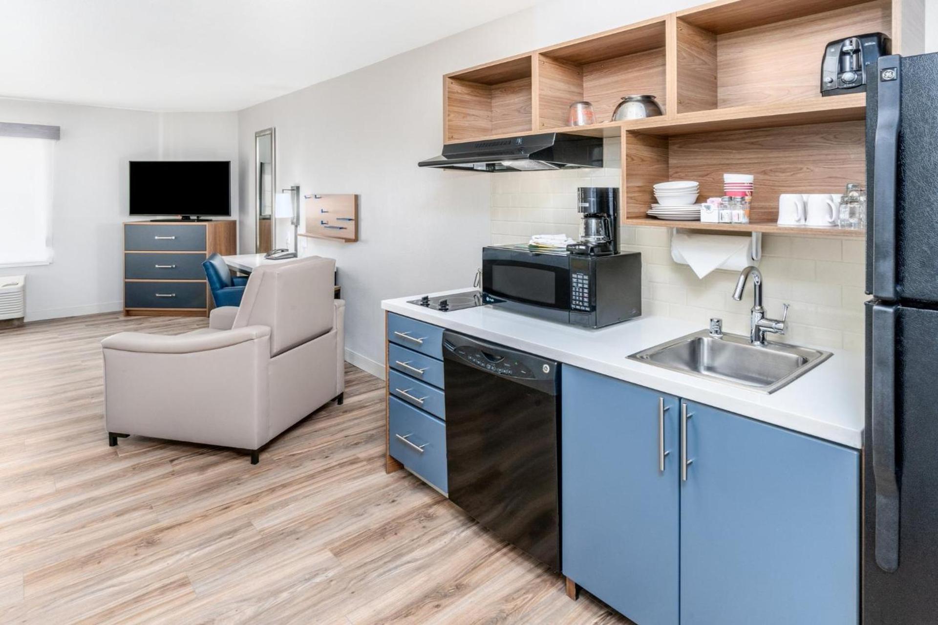 Candlewood Suites Denver Northeast - Brighton by IHG photo 59