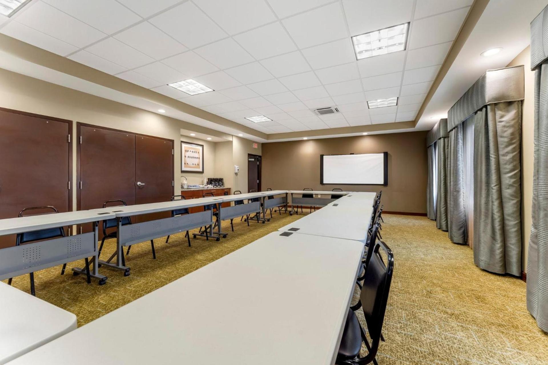 Staybridge Suites - Pittsburgh-Cranberry Township by IHG photo 33