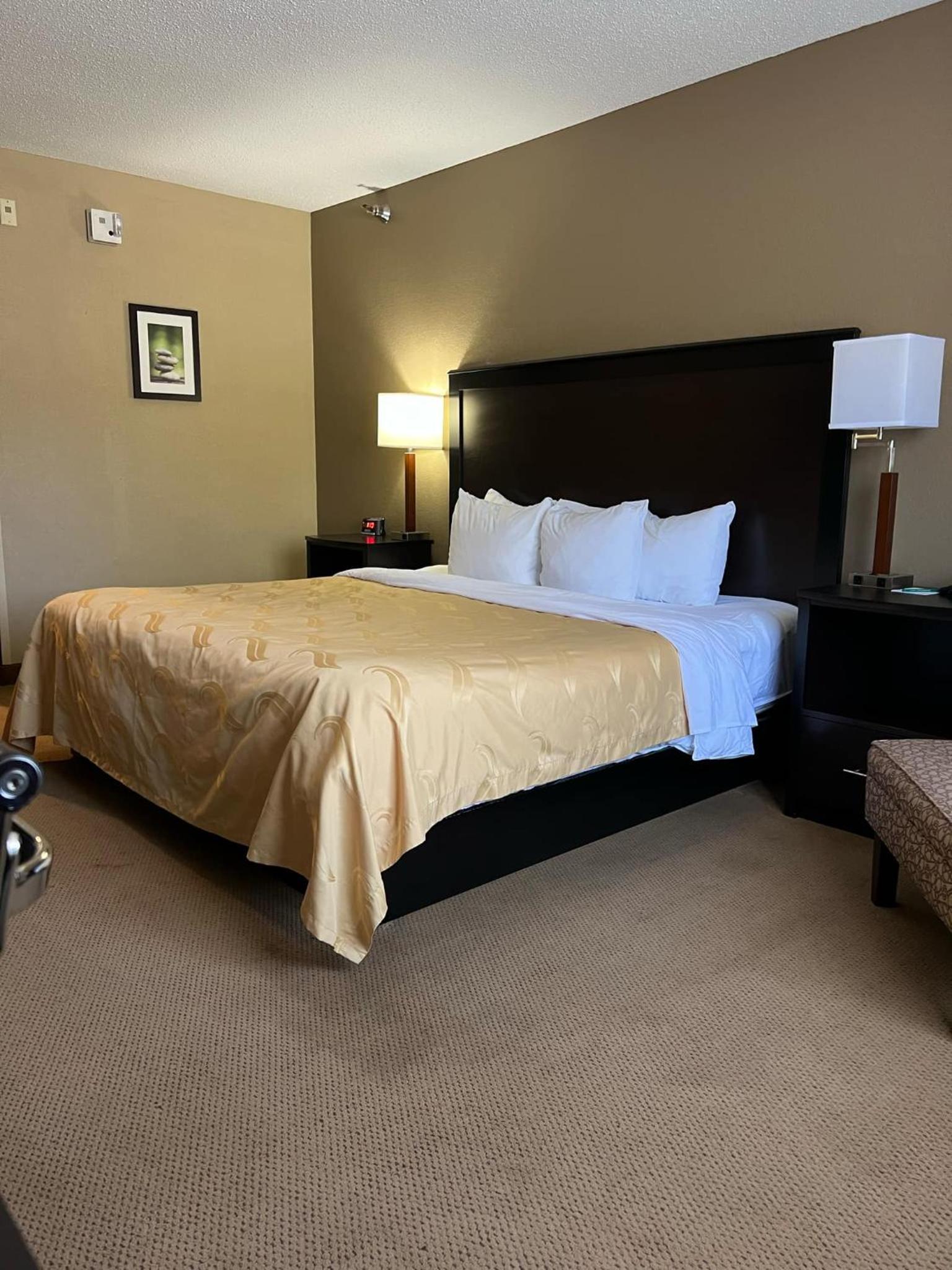 Quality Inn Harlan photo 3