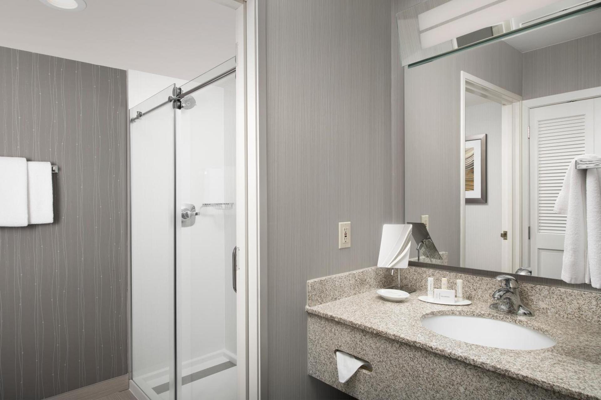 Courtyard by Marriott Portland Hillsboro photo 9