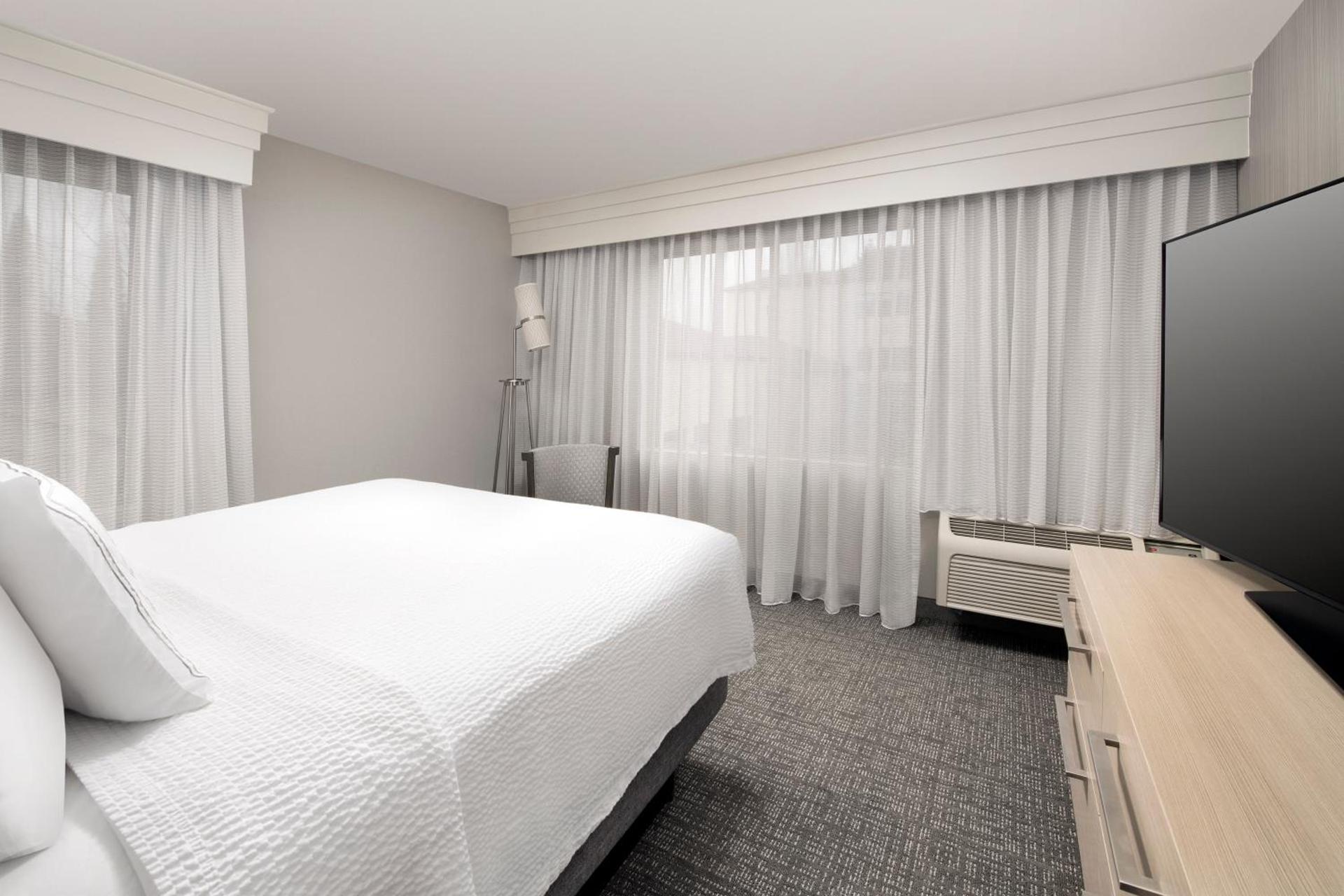 Courtyard by Marriott Portland Hillsboro photo 17
