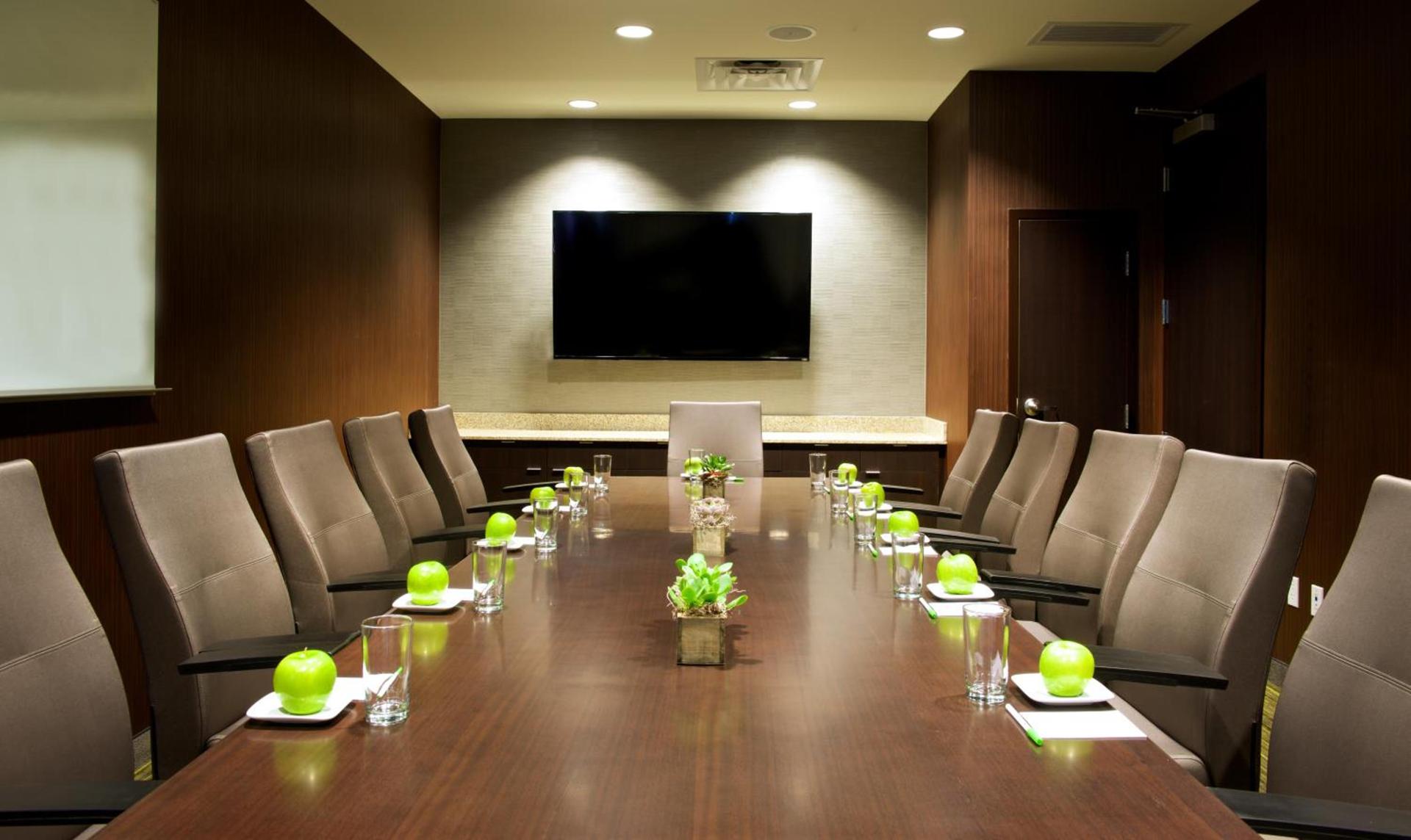 Courtyard by Marriott Seattle Everett Downtown photo 6