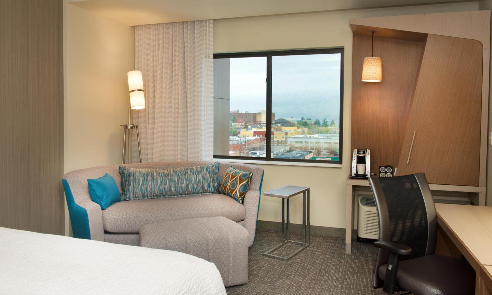 Courtyard by Marriott Seattle Everett Downtown photo 5