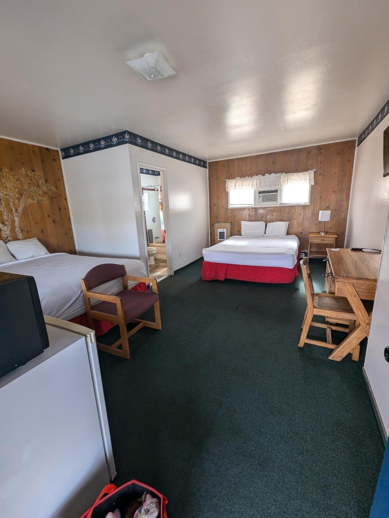 Silver Spur Motel photo 5