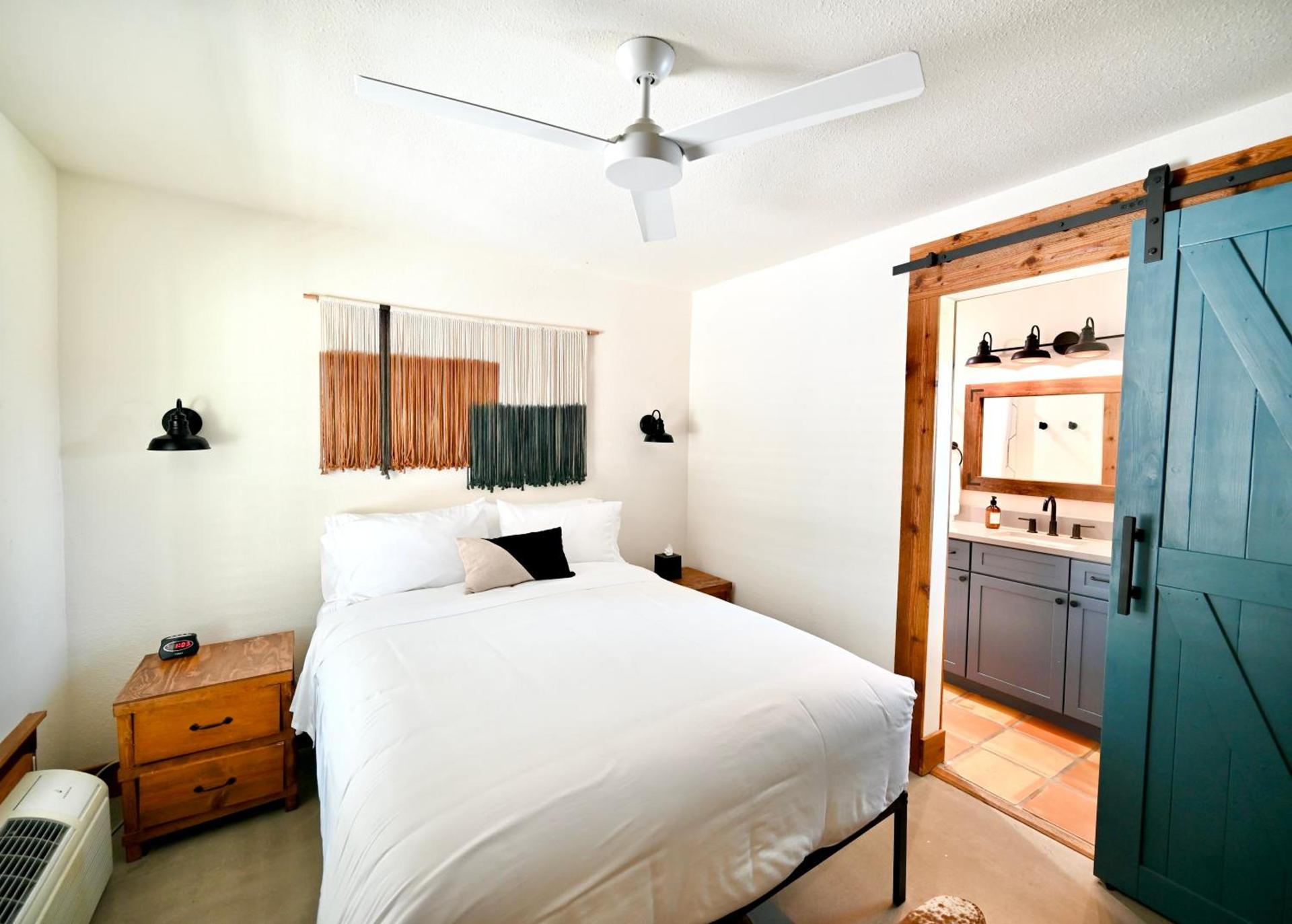 Blanco County Inn & Guesthouses photo 71