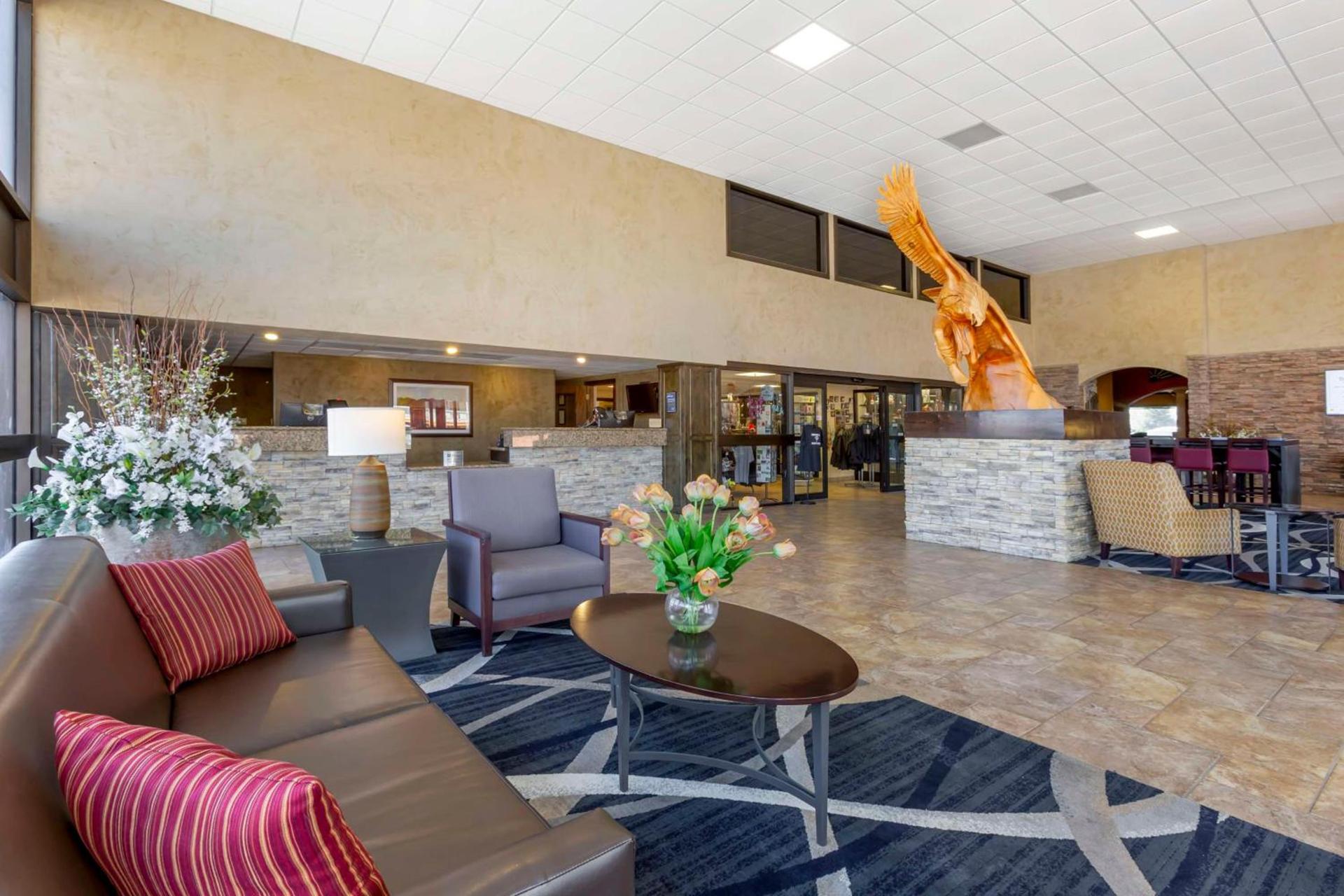 Best Western Plus Raton Hotel photo 2