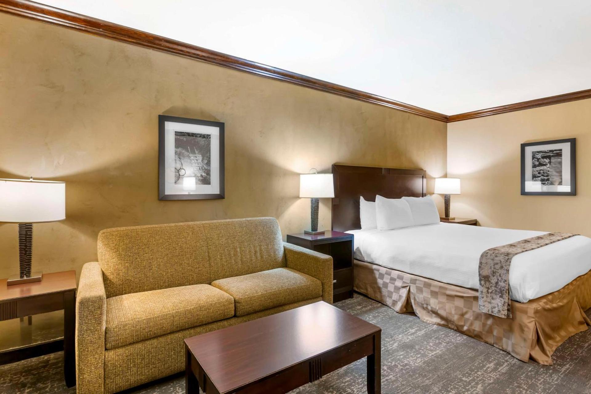 Best Western Plus Raton Hotel photo 4