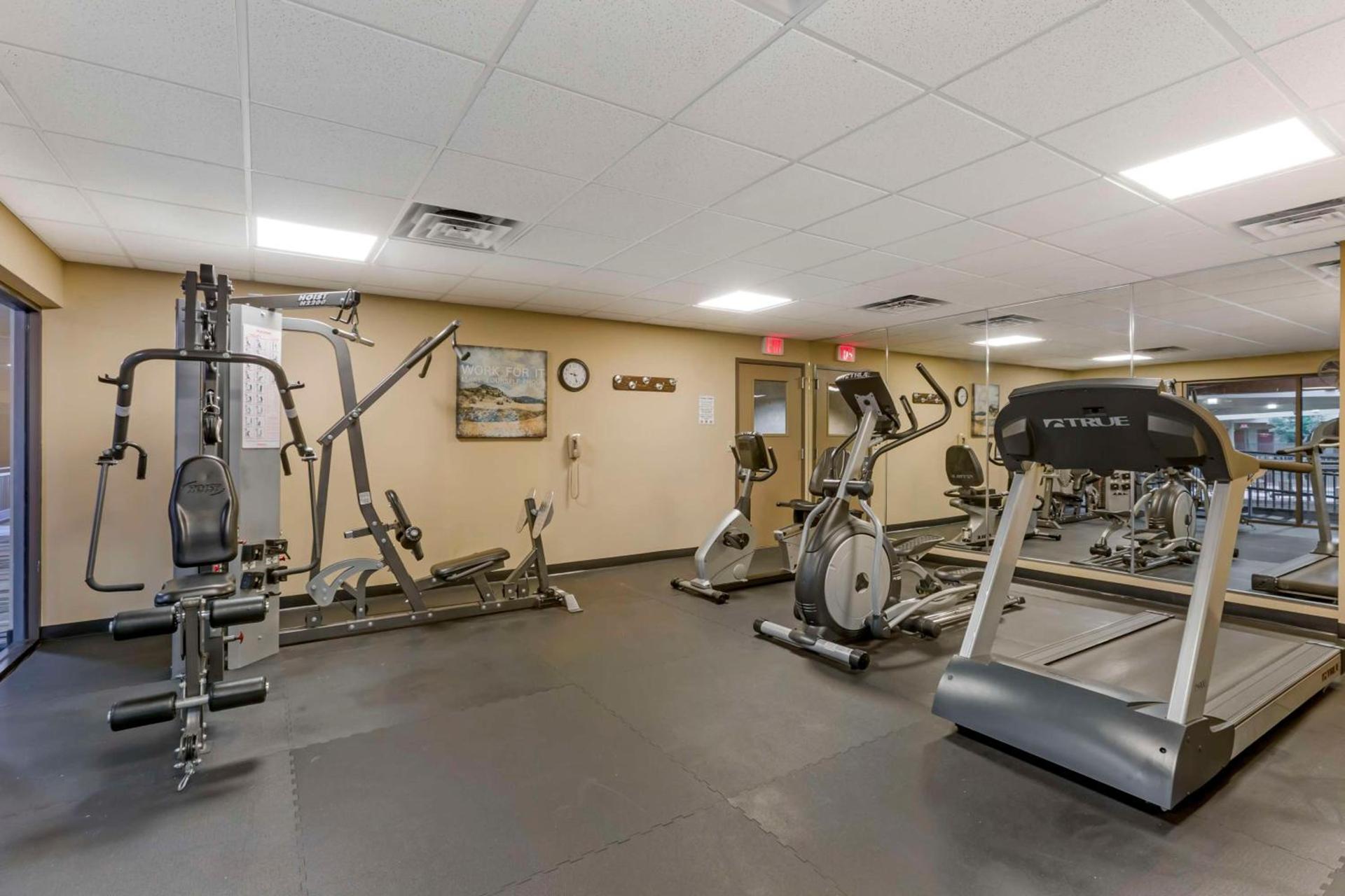 Best Western Plus Raton Hotel photo 7