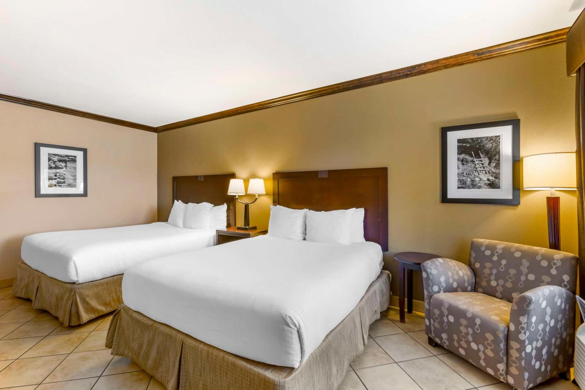 Best Western Plus Raton Hotel photo 20