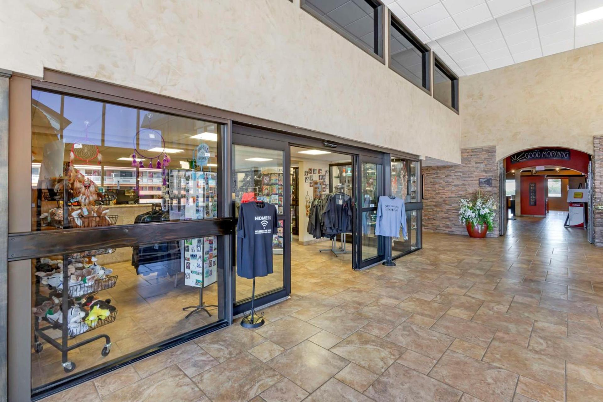 Best Western Plus Raton Hotel photo 34