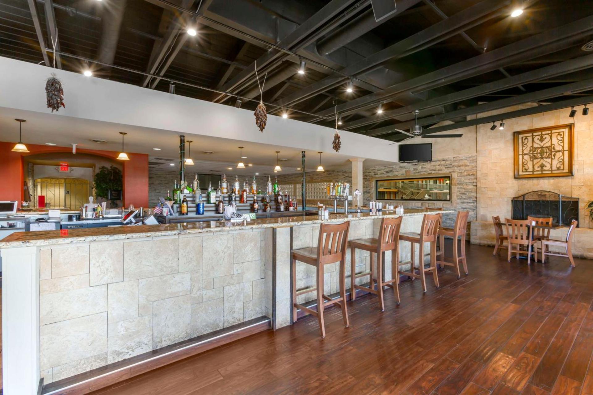 Best Western Plus Raton Hotel photo 36