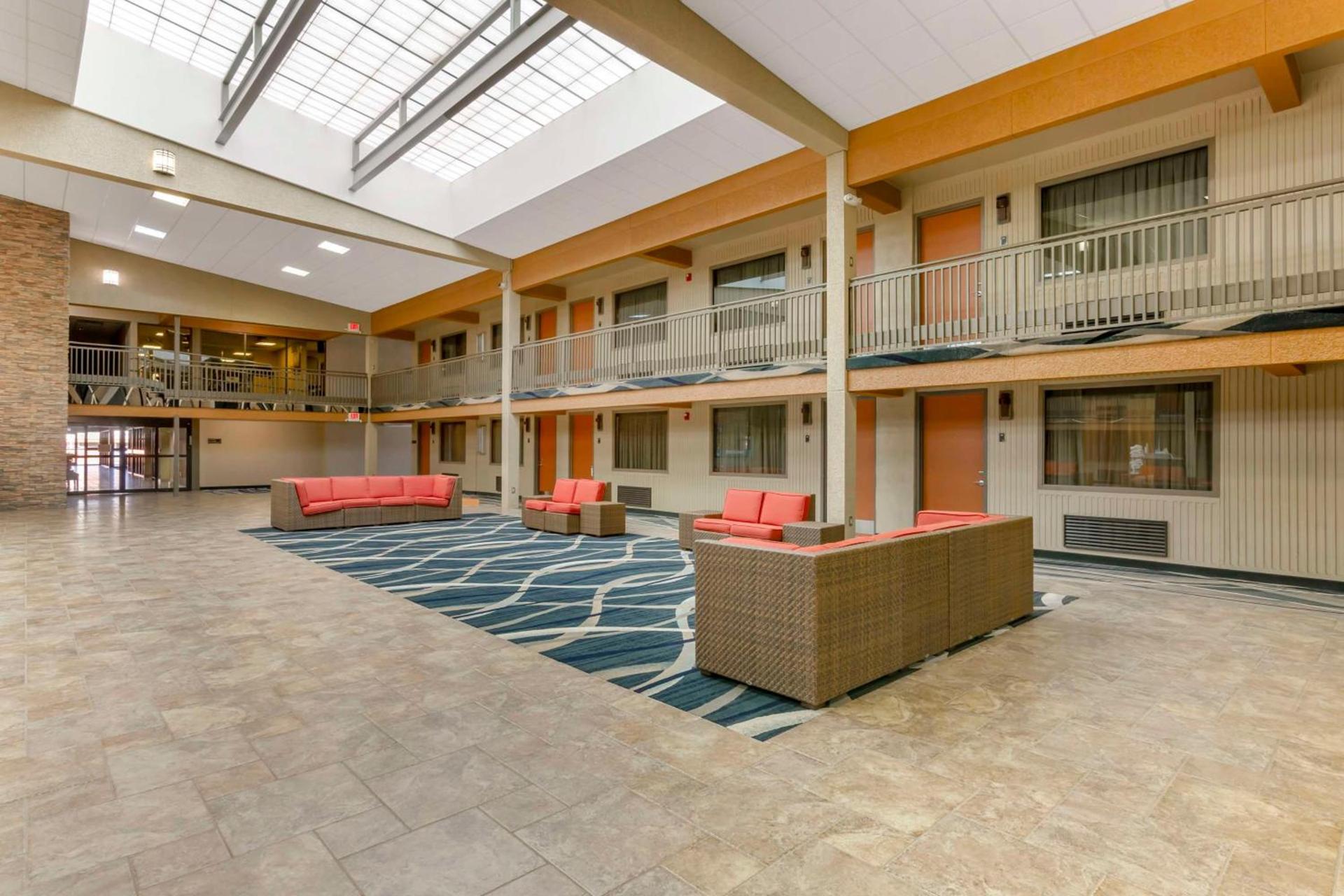 Best Western Plus Raton Hotel photo 37