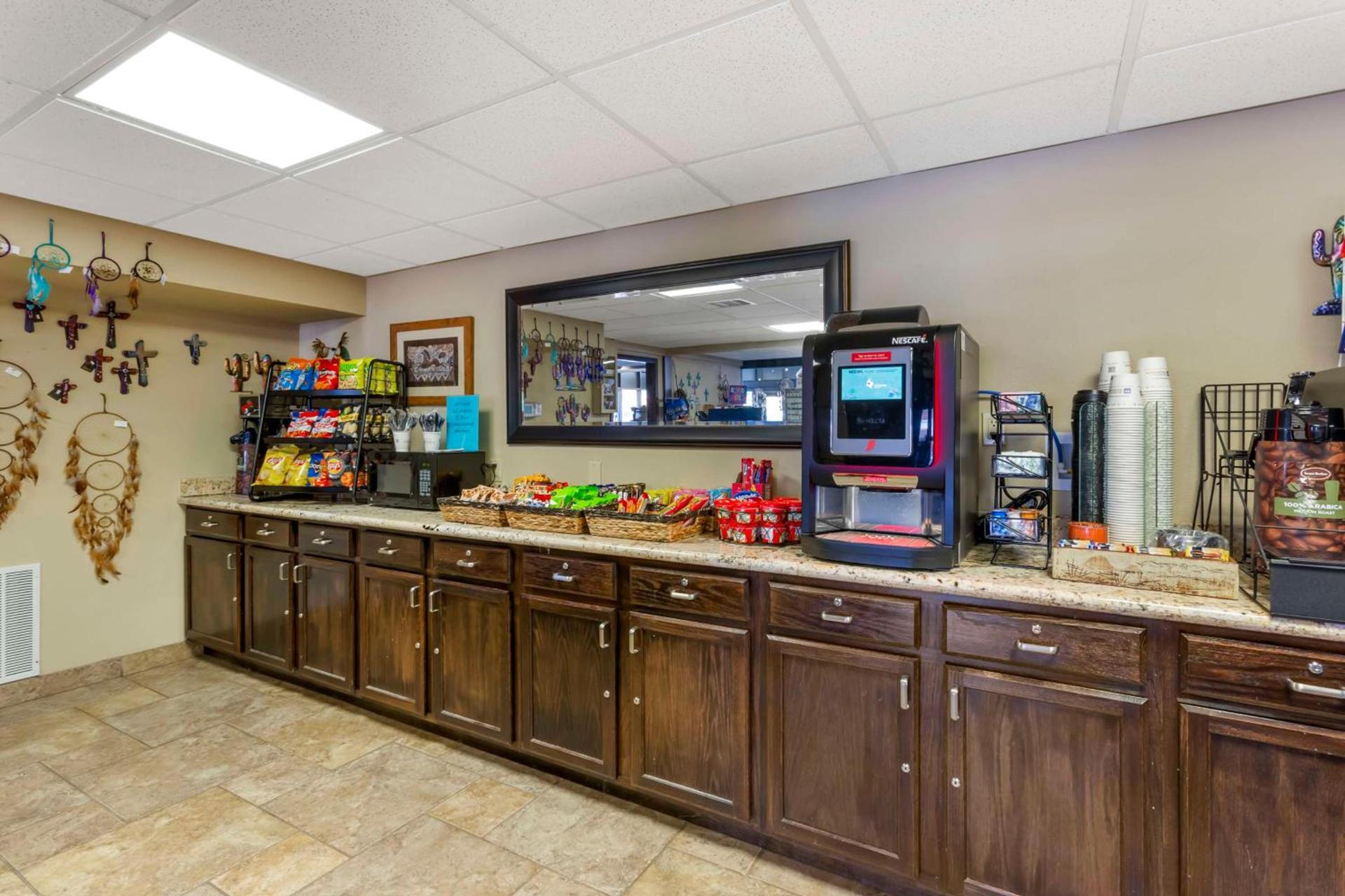 Best Western Plus Raton Hotel photo 44