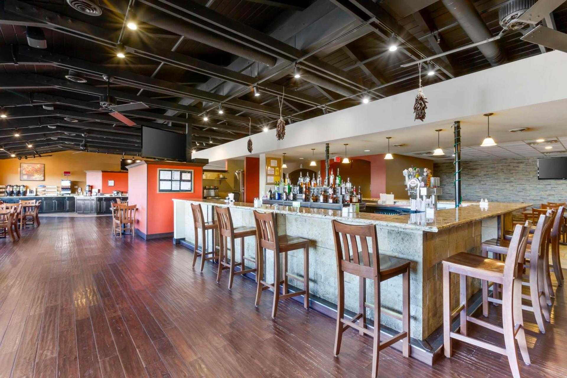 Best Western Plus Raton Hotel photo 46