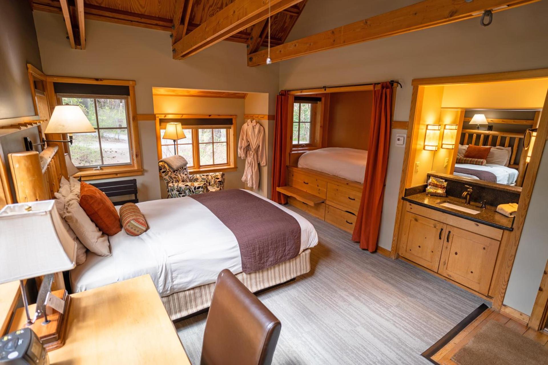Sleeping Lady Mountain Resort & Spa photo 50