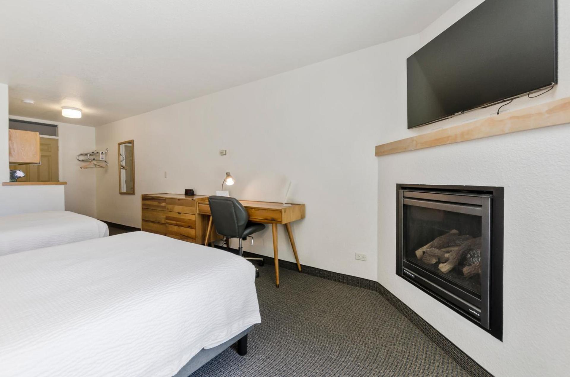 Firelite Lodge photo 39