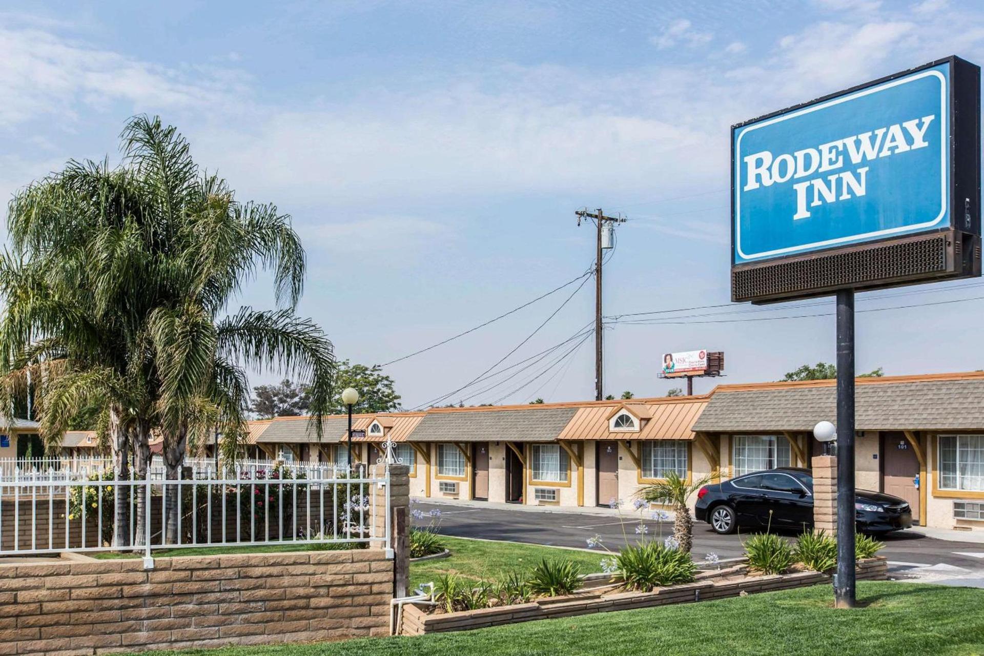 Rodeway Inn Beaumont photo 1