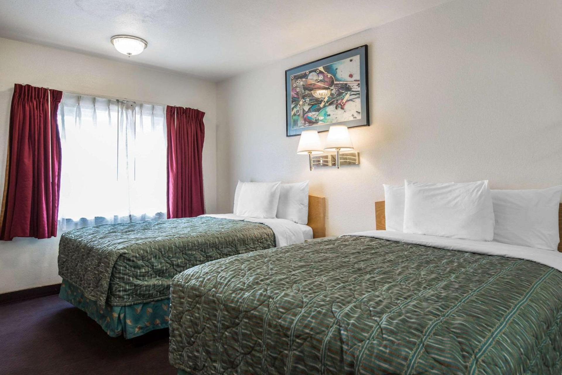 Rodeway Inn Beaumont photo 5