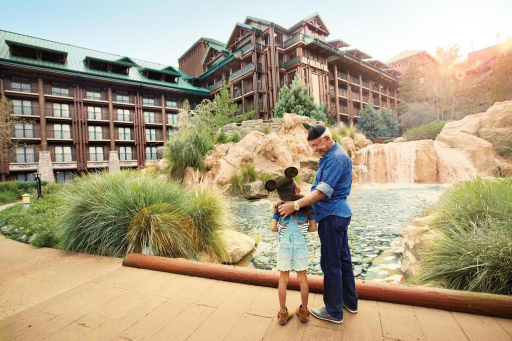Disney's Wilderness Lodge photo 7