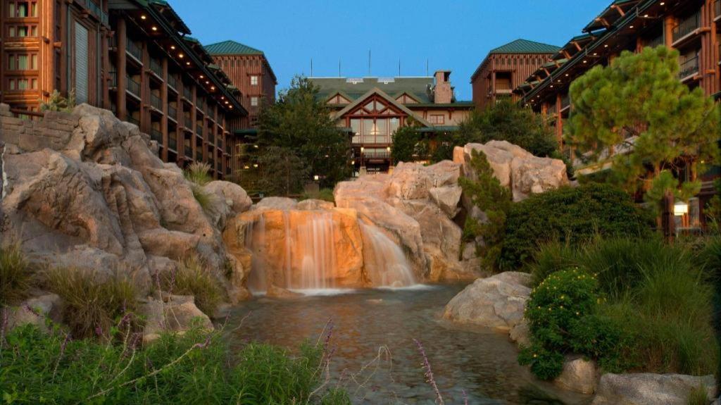 Disney's Wilderness Lodge photo 9