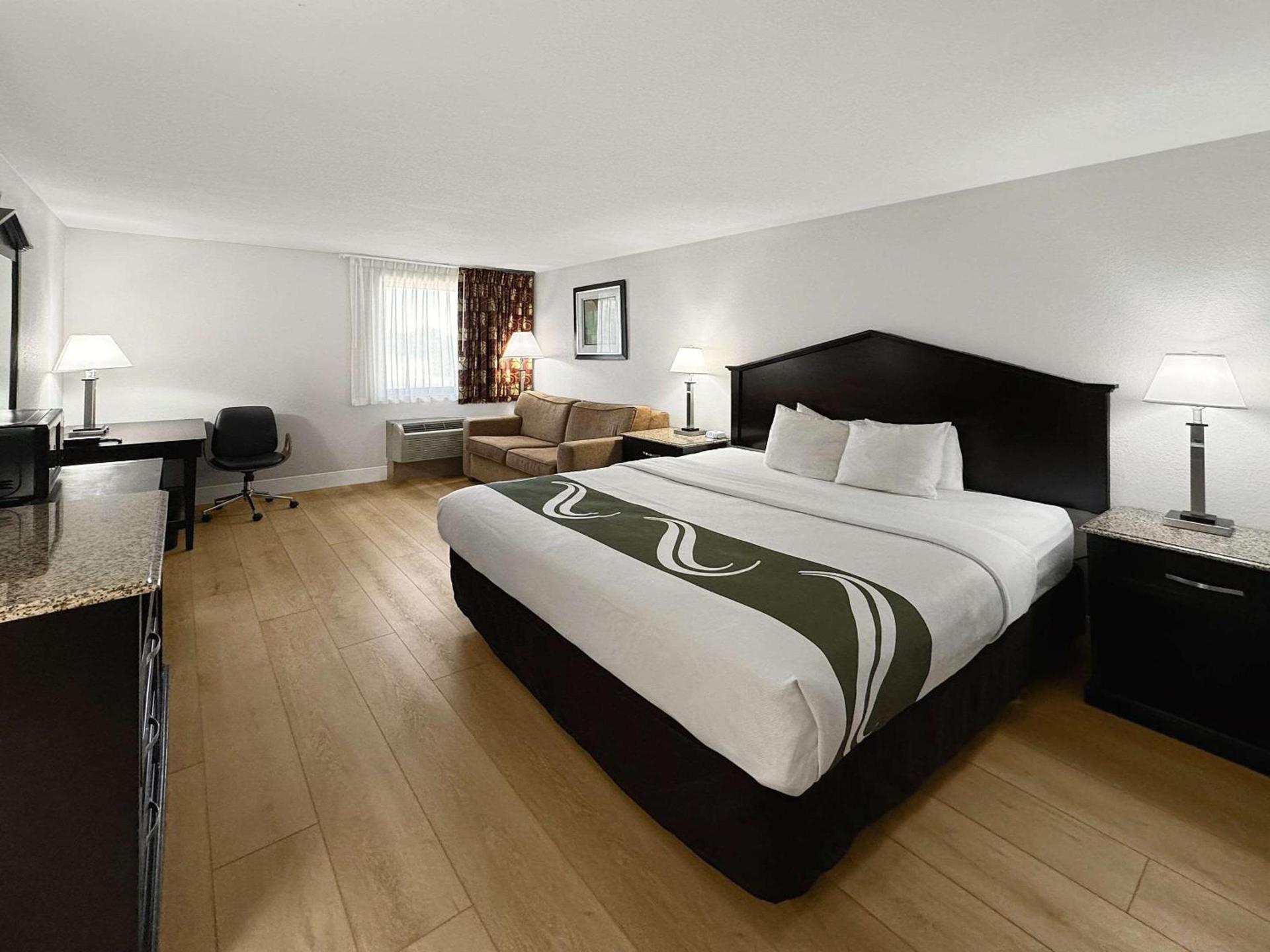 Quality Inn Fort Wayne photo 42