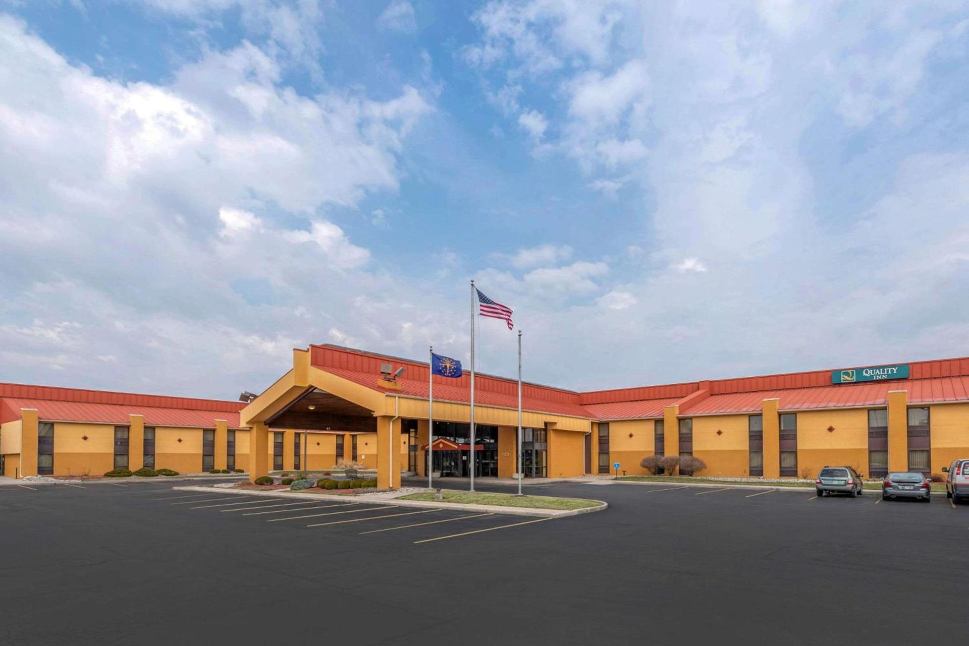 Quality Inn Fort Wayne photo 1