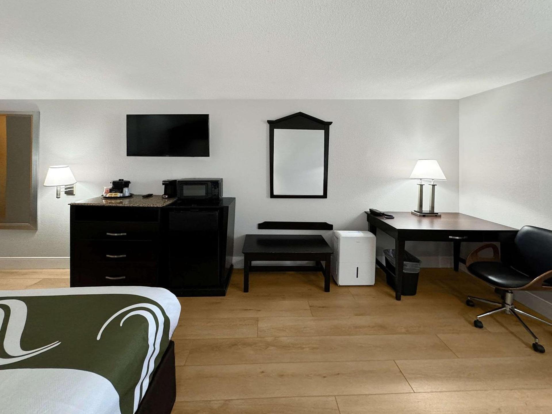 Quality Inn Fort Wayne photo 6